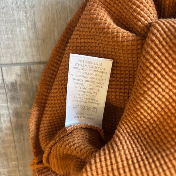 Everlane The Organic Cotton Waffle Tee Long Sleeve Shirt in Toasted Almond - Picture 6 of 10